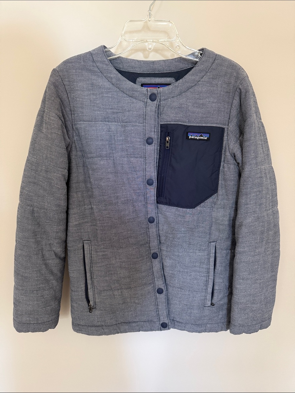 Patagonia Heather Gray Quilted Puffer Jacket with Navy Chest Pocket